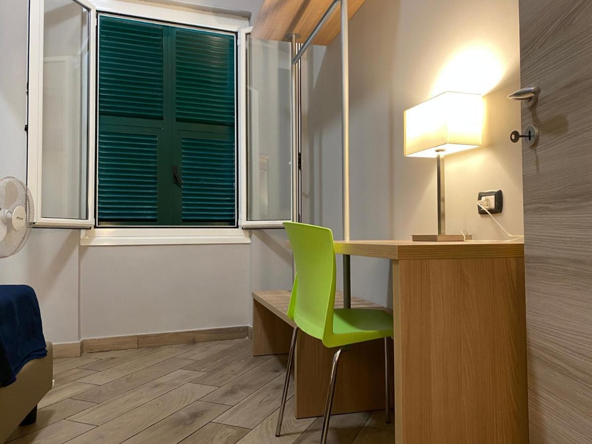 Hotel Genziana Genoa Bagian luar foto