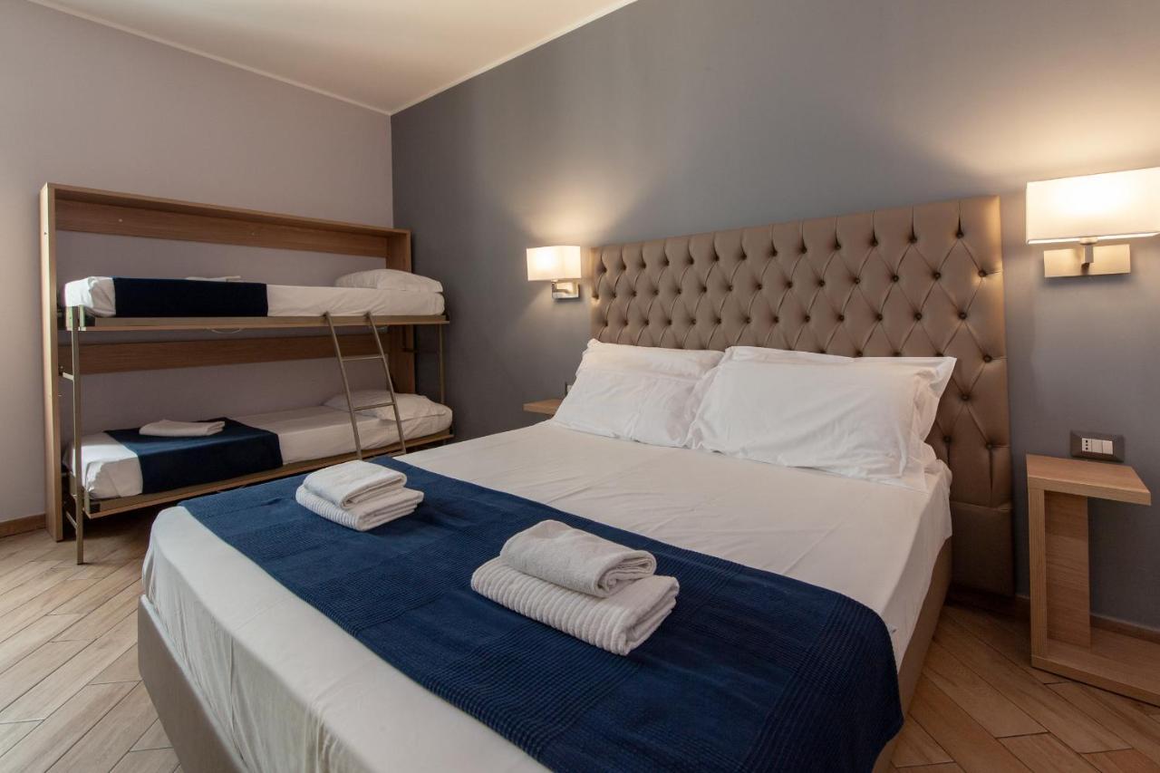 Hotel Genziana Genoa Bagian luar foto