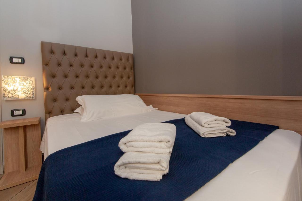Hotel Genziana Genoa Bagian luar foto