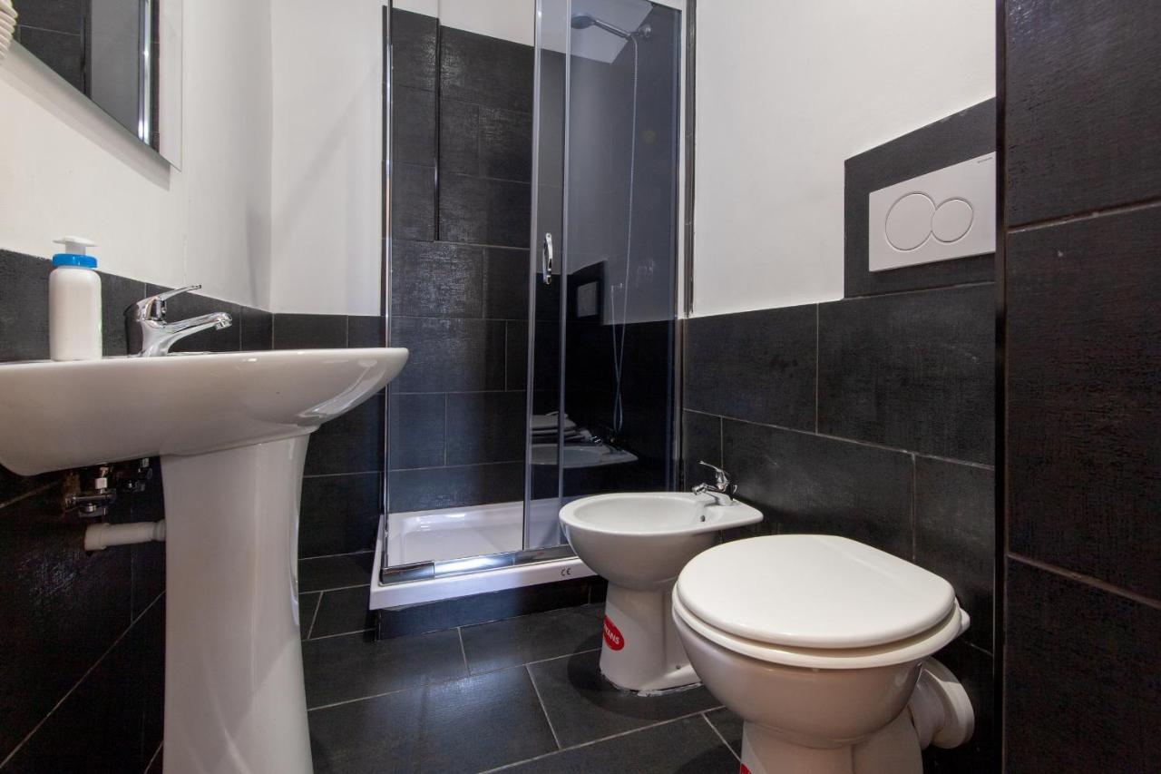 Hotel Genziana Genoa Bagian luar foto