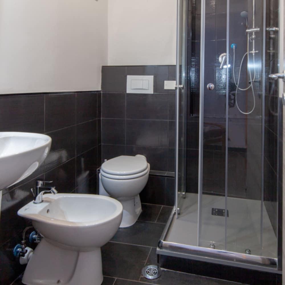 Hotel Genziana Genoa Bagian luar foto