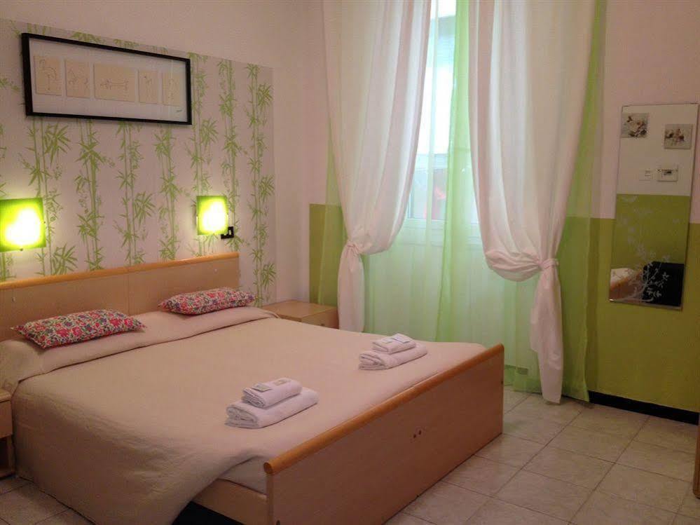 Hotel Genziana Genoa Bagian luar foto
